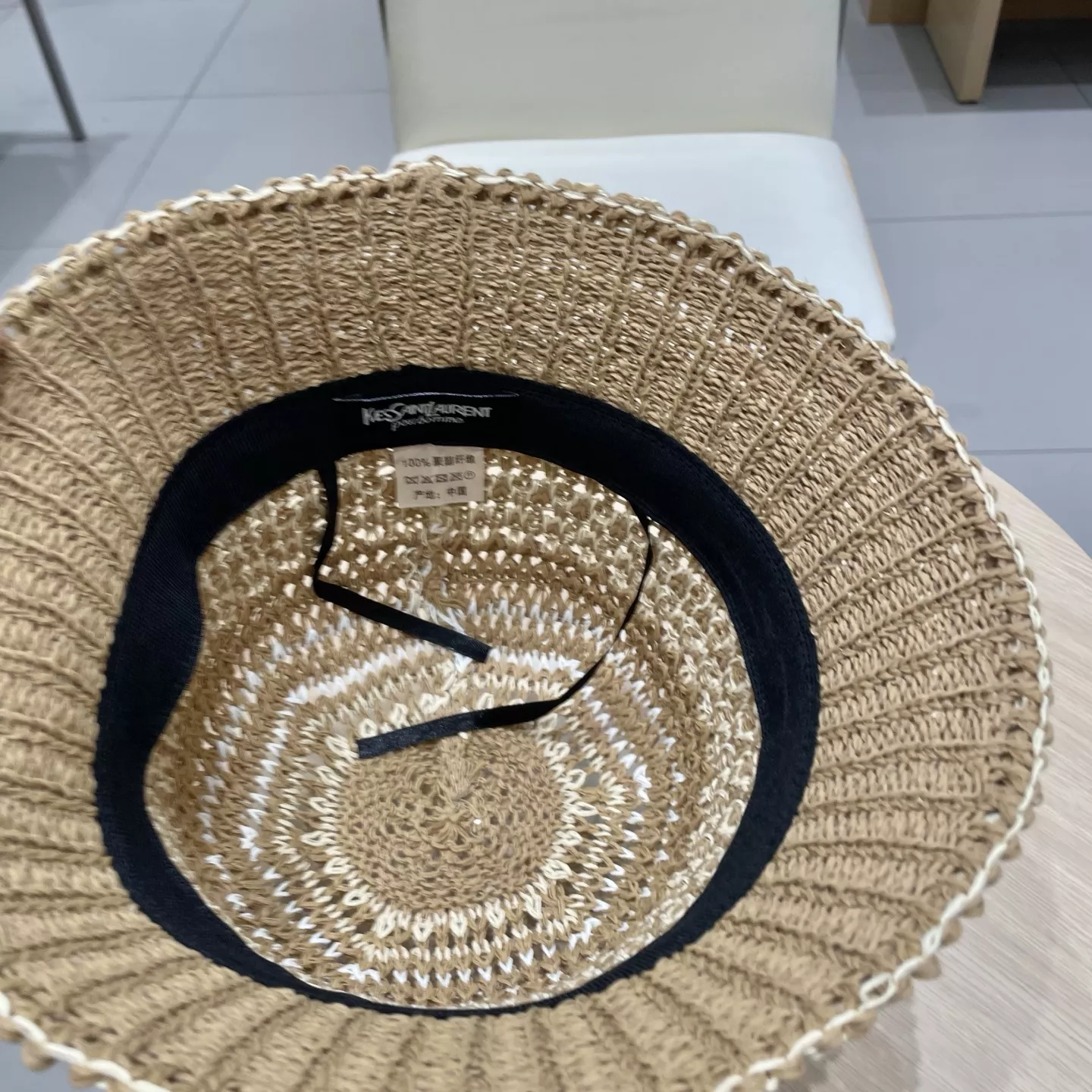 Yves Saint Laurent YSL Caps TopPick 2042