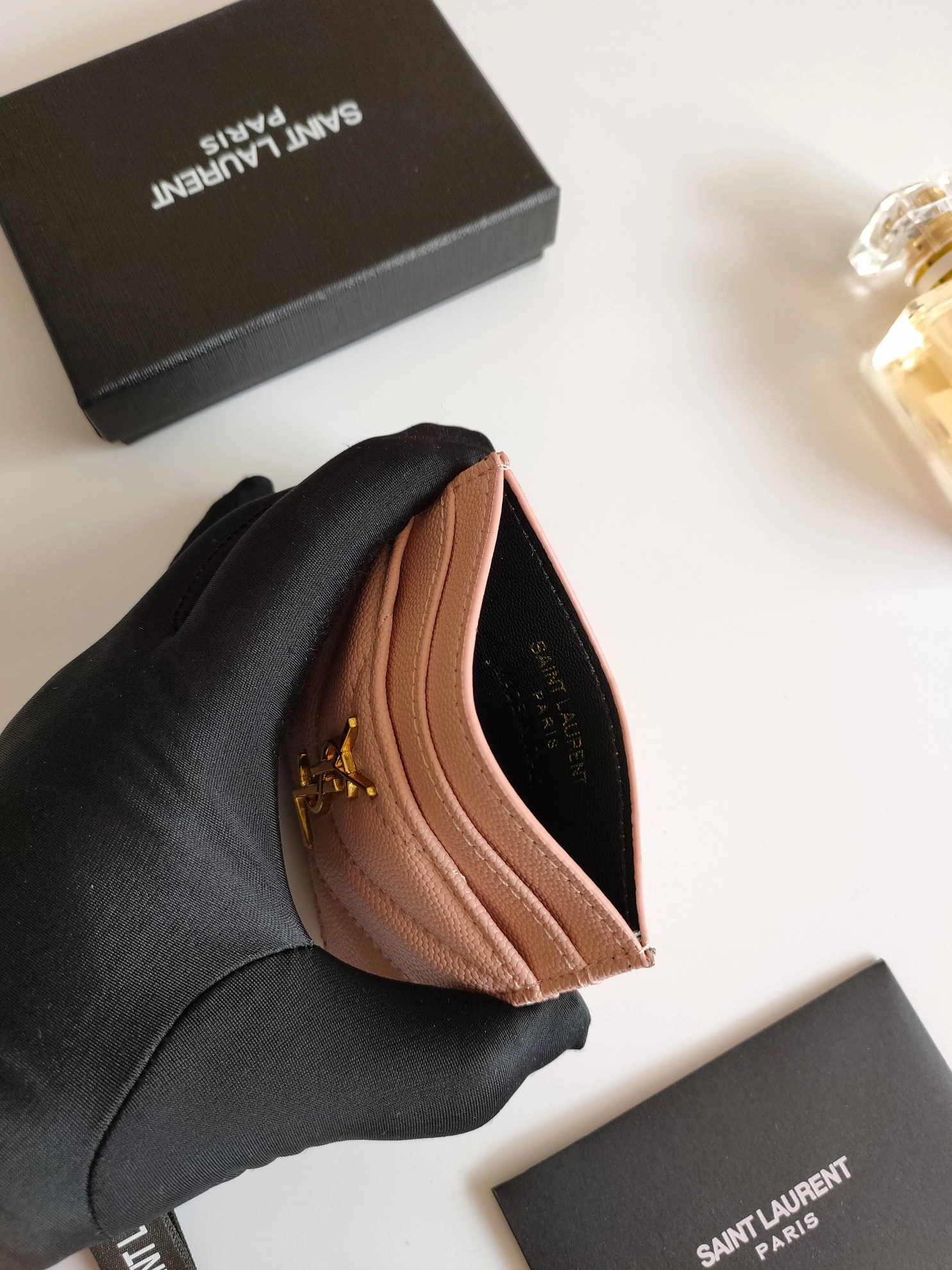 Yves Saint Laurent YSL Card case Soft 195