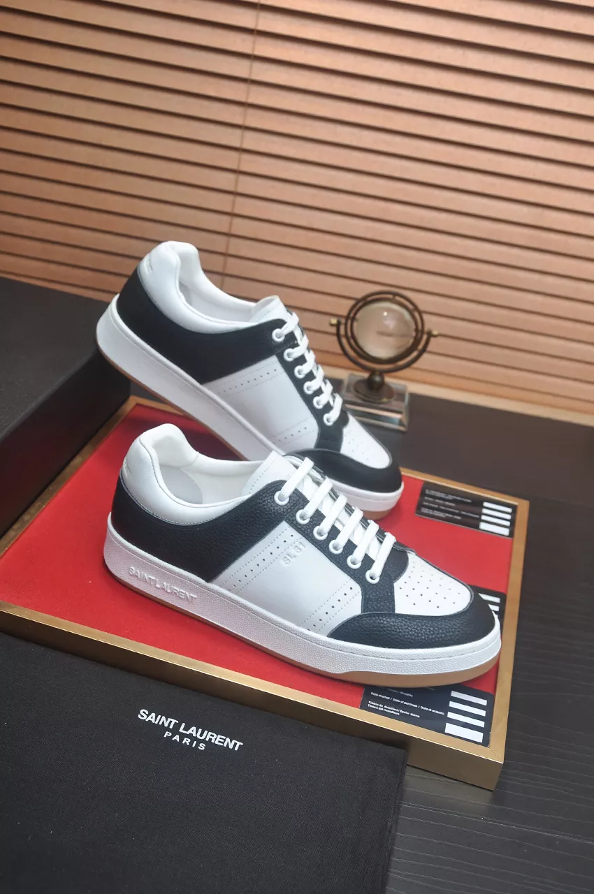 Yves Saint Laurent YSL Casual Shoes For Men Popular 2699
