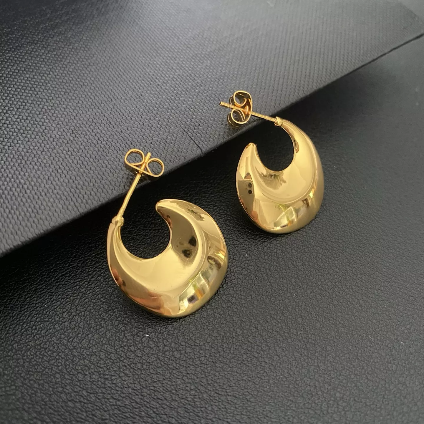 Yves Saint Laurent YSL Earrings For Women Fashionable 7335