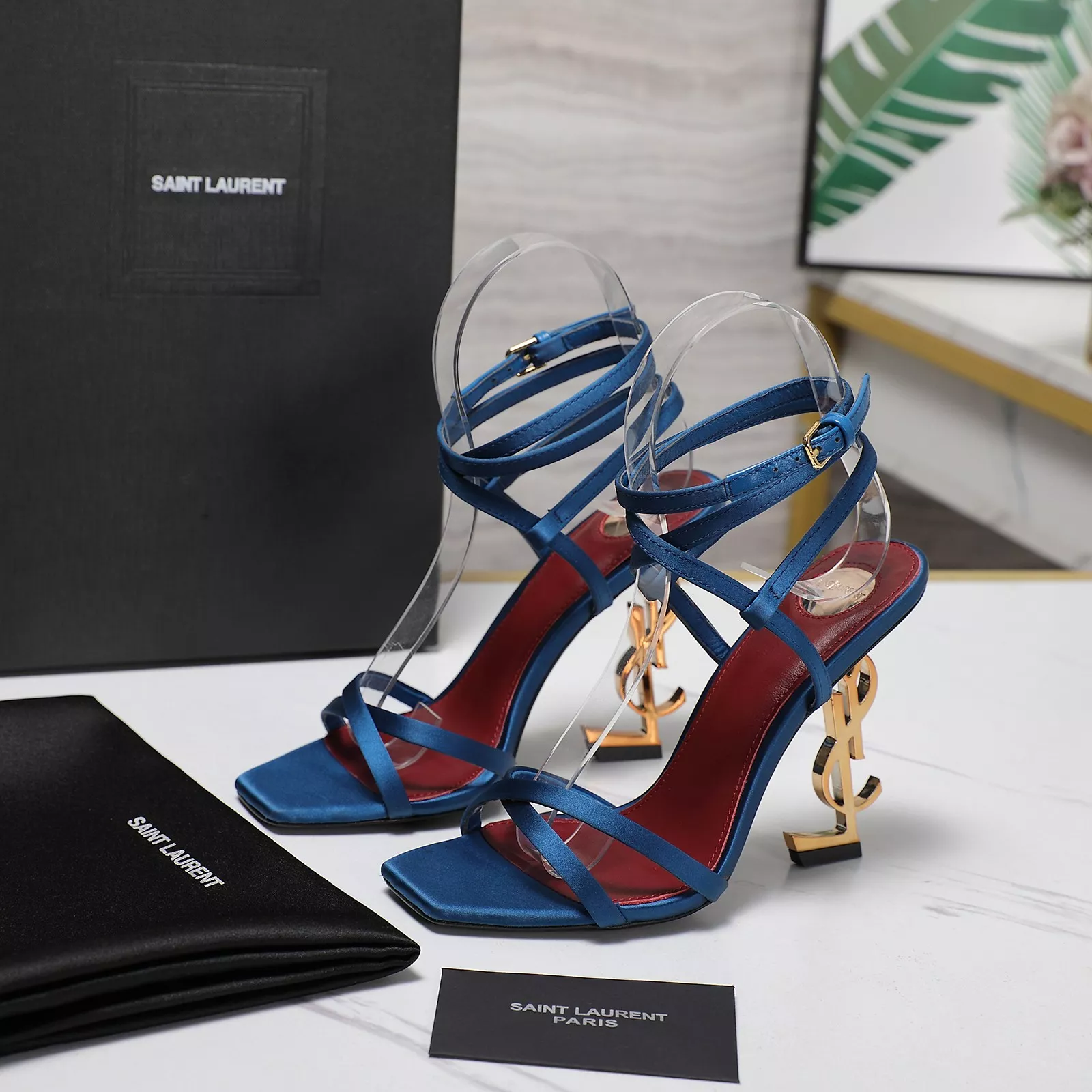 Yves Saint Laurent YSL Sandal For Women Breathable 8432