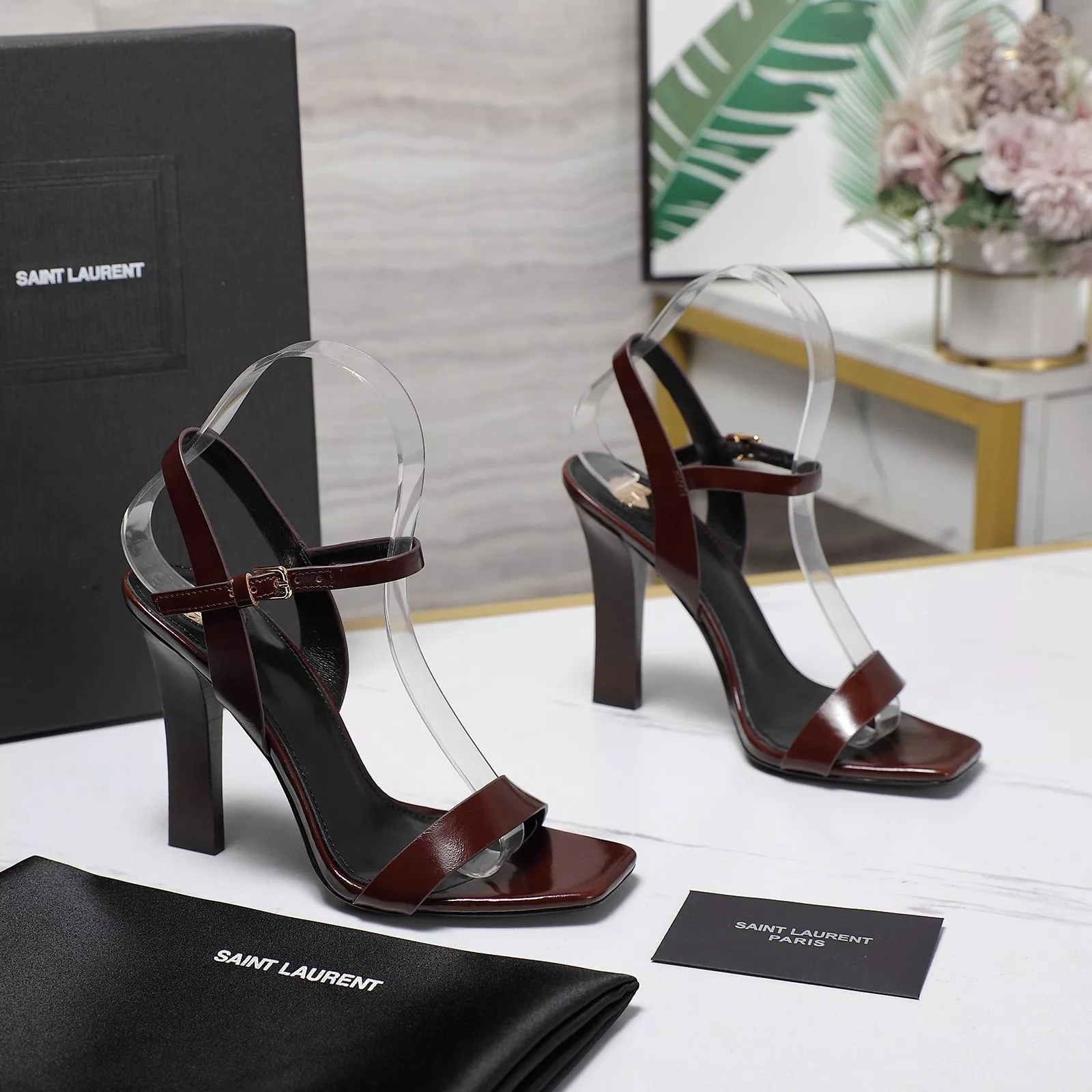 Yves Saint Laurent YSL Sandal For Women Compact 9309