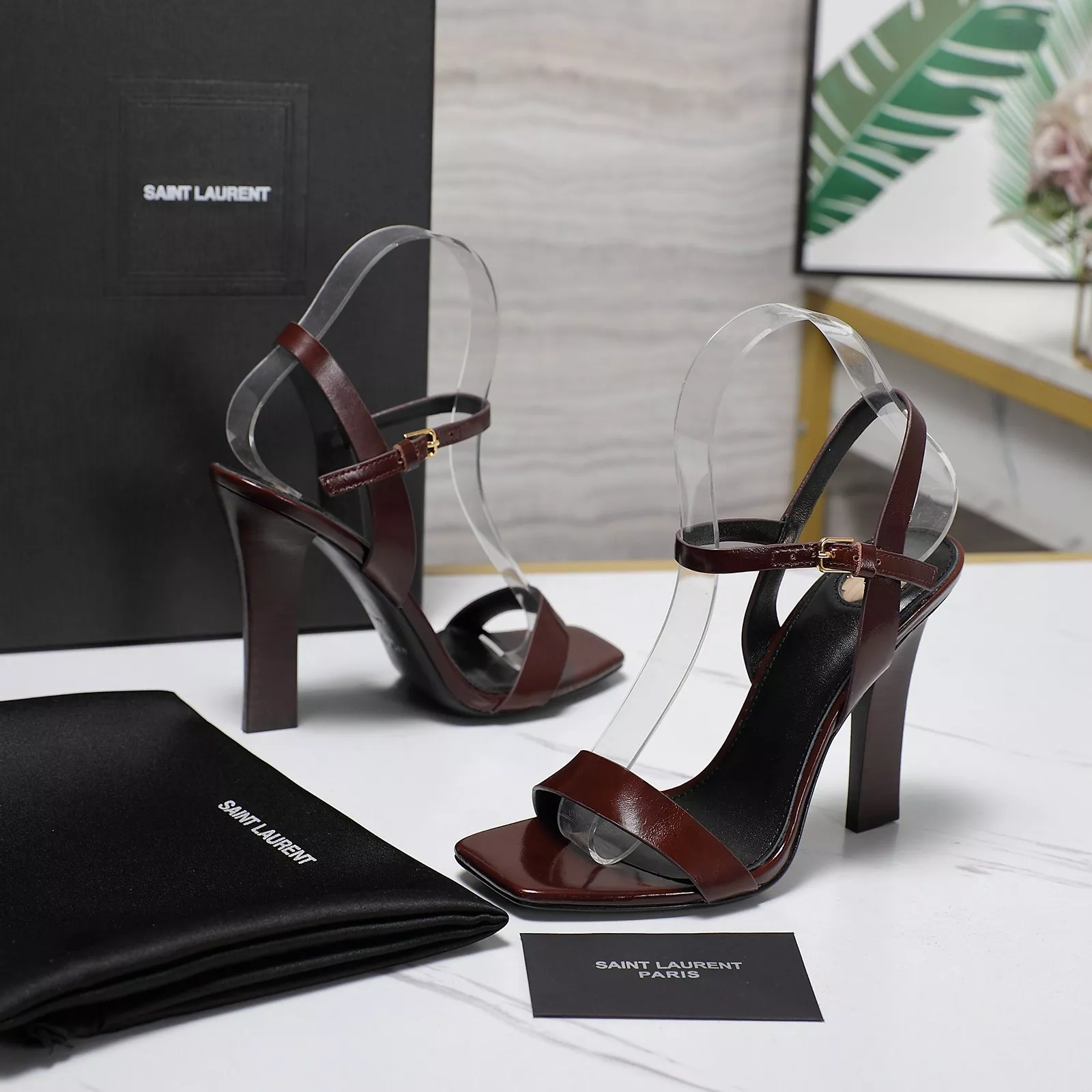 Yves Saint Laurent YSL Sandal For Women Compact 9309