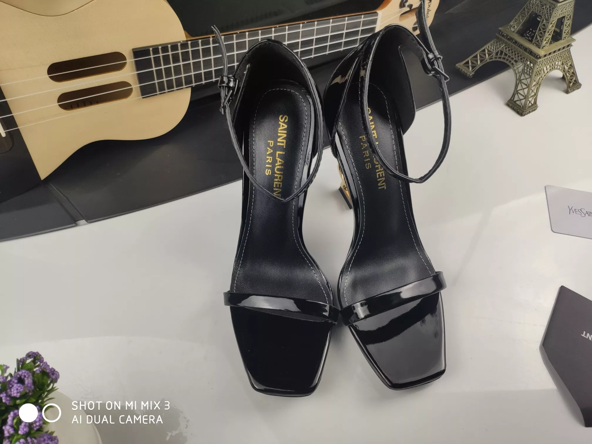 Yves Saint Laurent YSL Sandal For Women Cozy 6910