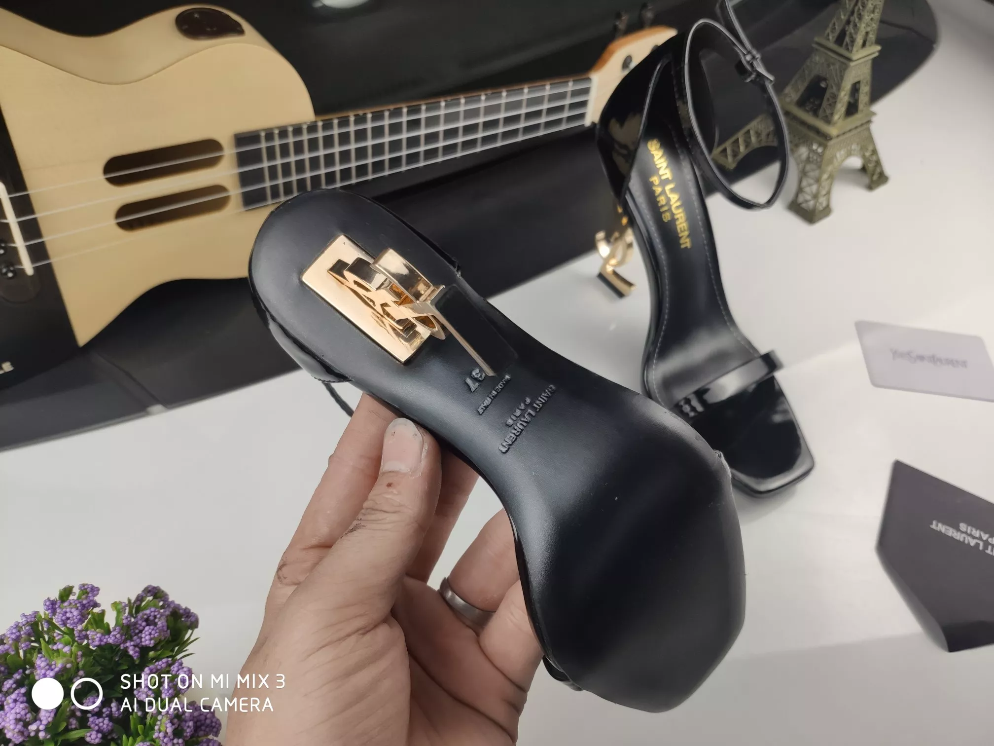 Yves Saint Laurent YSL Sandal For Women Cozy 6910