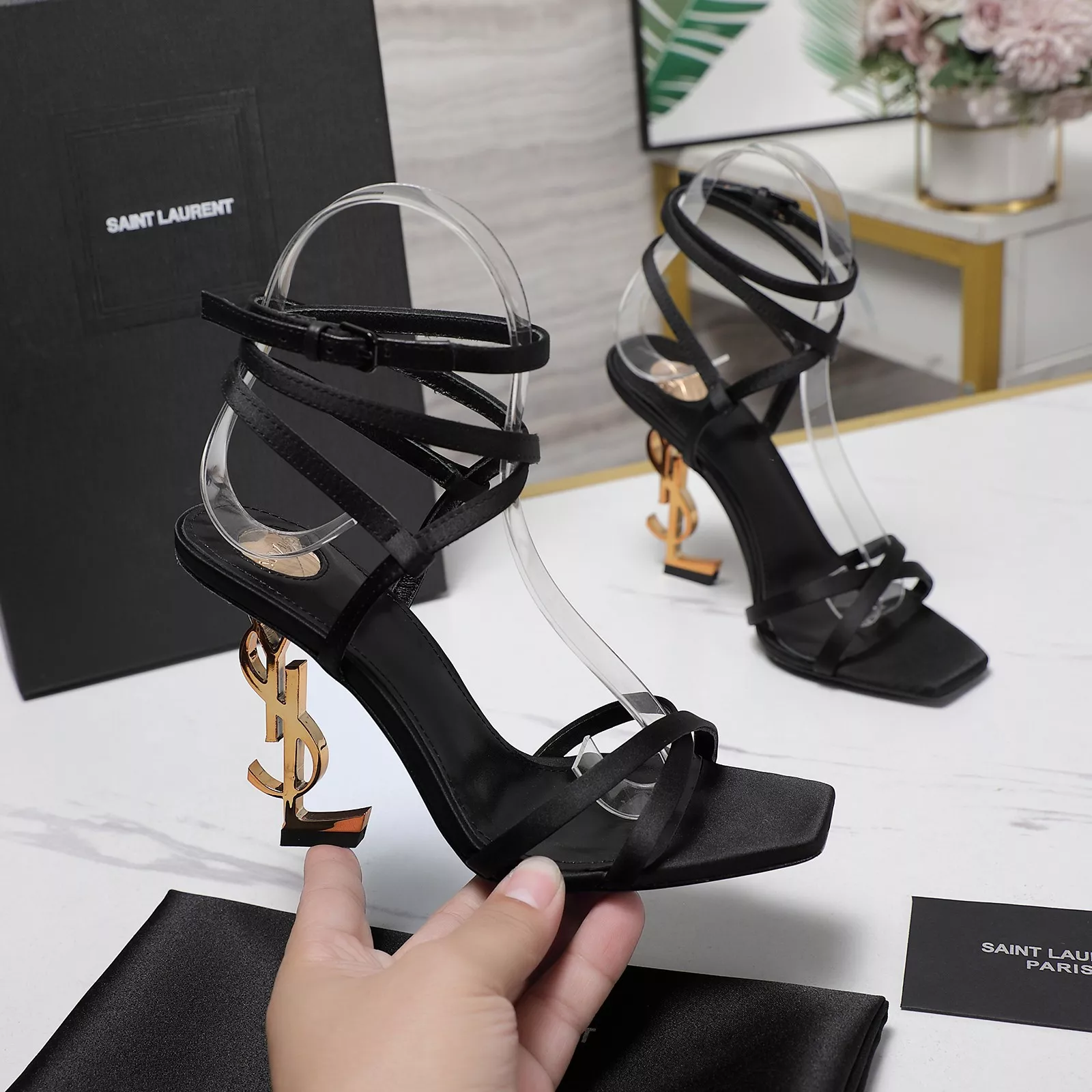 Yves Saint Laurent YSL Sandal For Women Flexible 1455