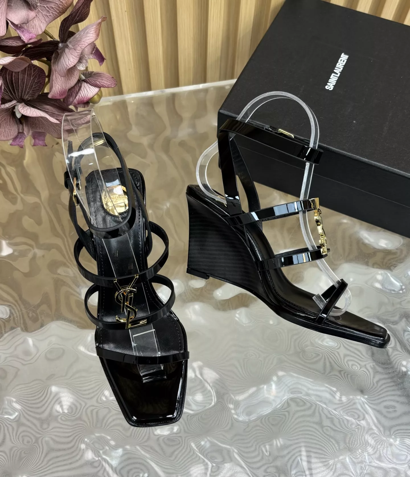 Yves Saint Laurent YSL Sandal For Women Flexible 5452