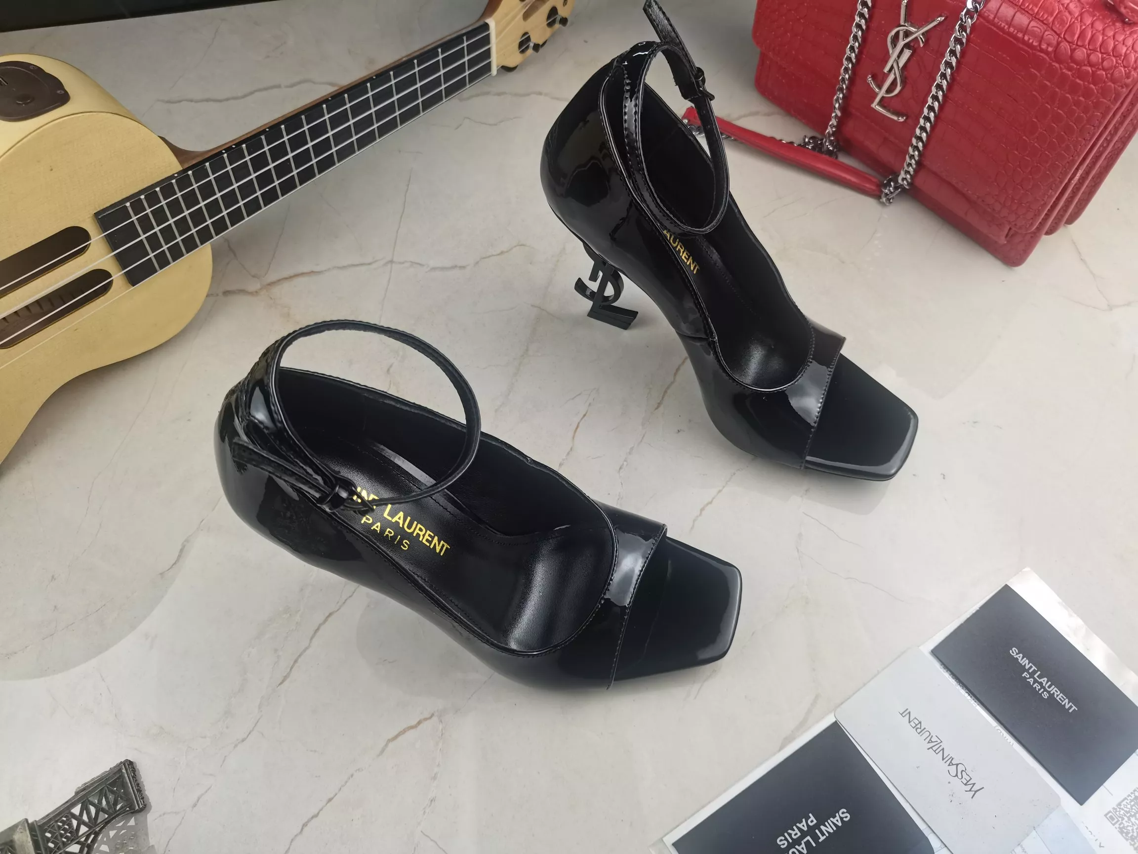 Yves Saint Laurent YSL Sandal For Women Minimalist 6003