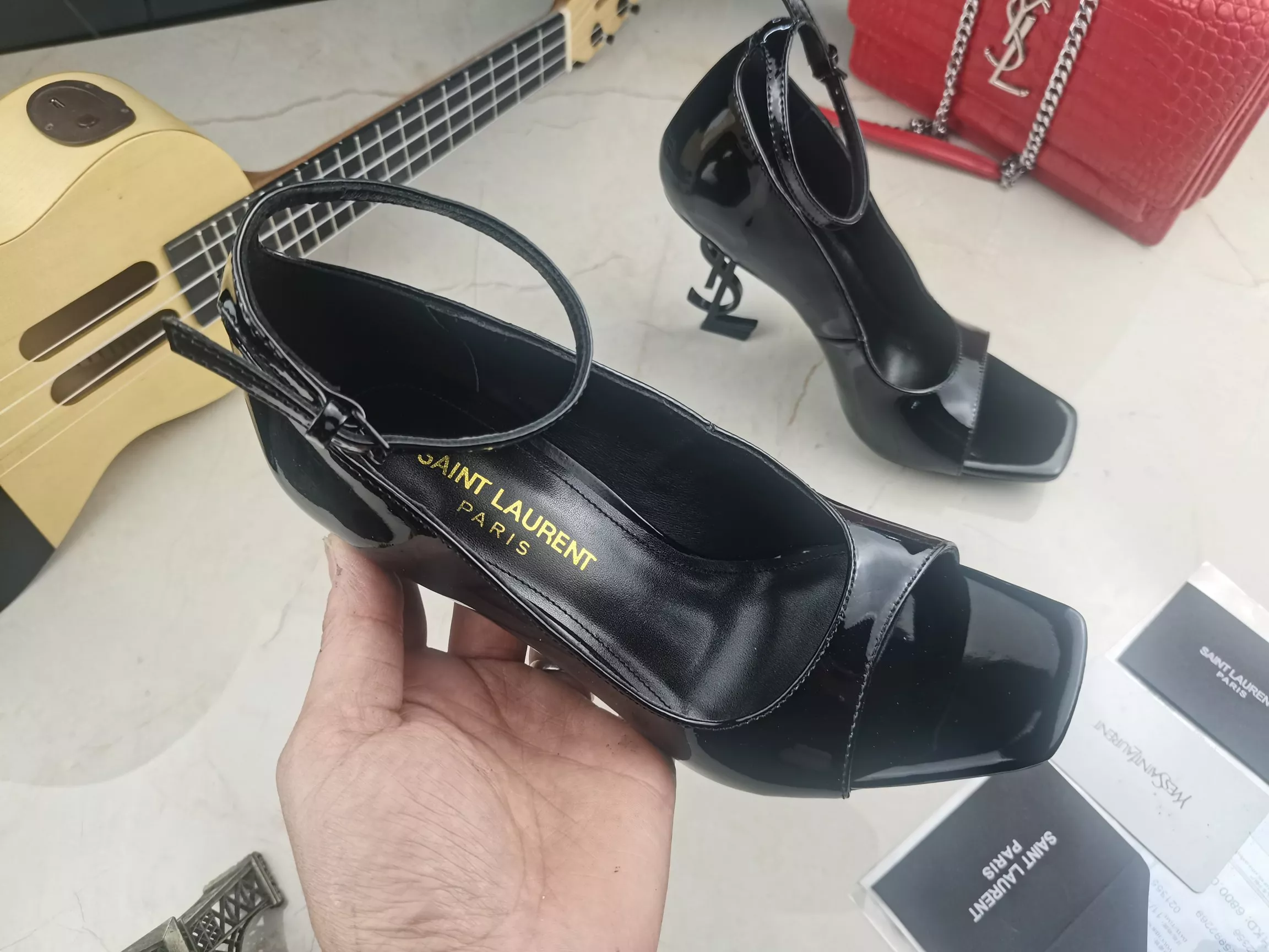 Yves Saint Laurent YSL Sandal For Women Minimalist 6003