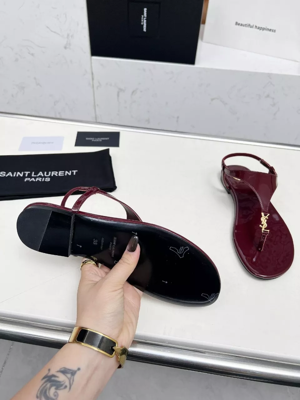 Yves Saint Laurent YSL Sandal For Women Sleek 652