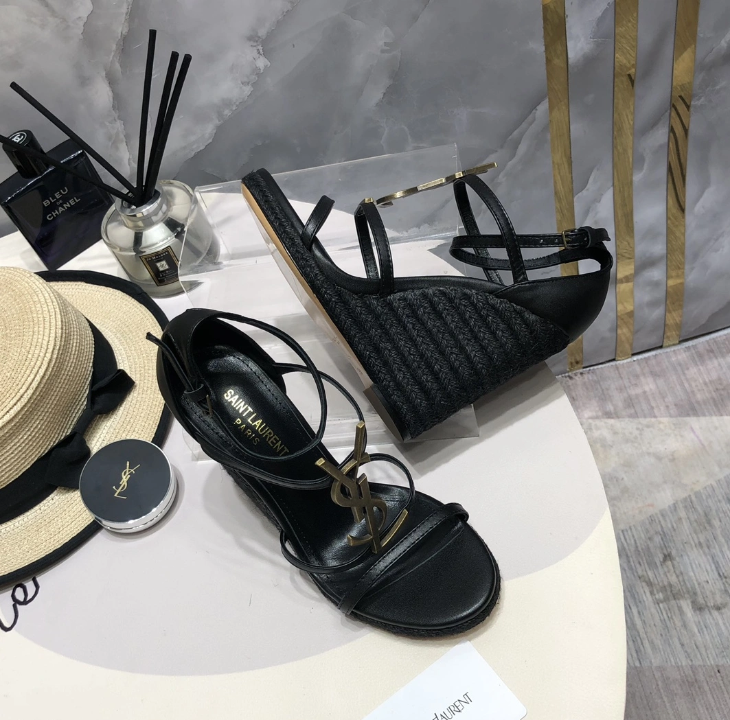 Yves Saint Laurent YSL Sandal For Women StreetReady 4624