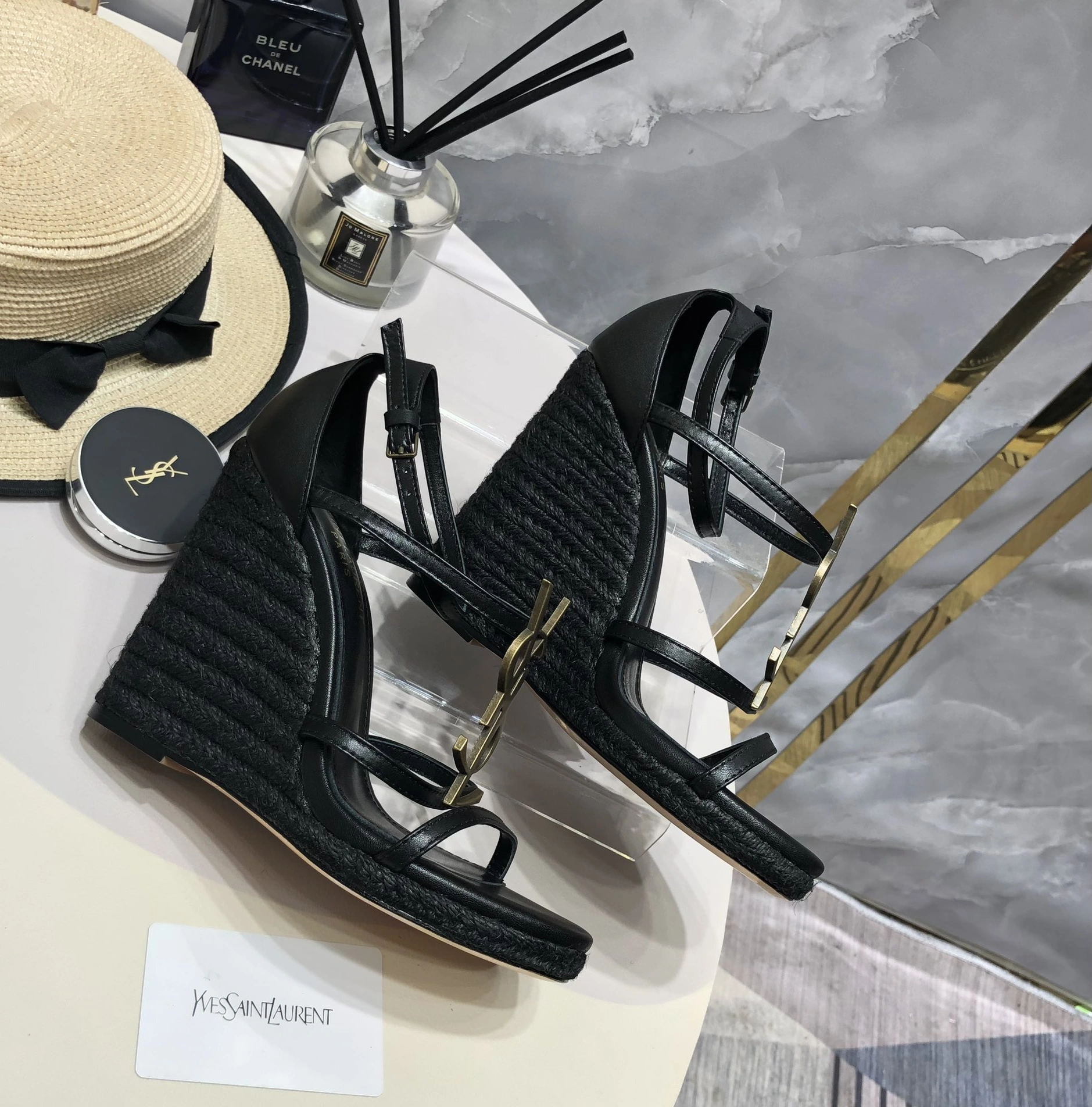 Yves Saint Laurent YSL Sandal For Women StreetReady 4624
