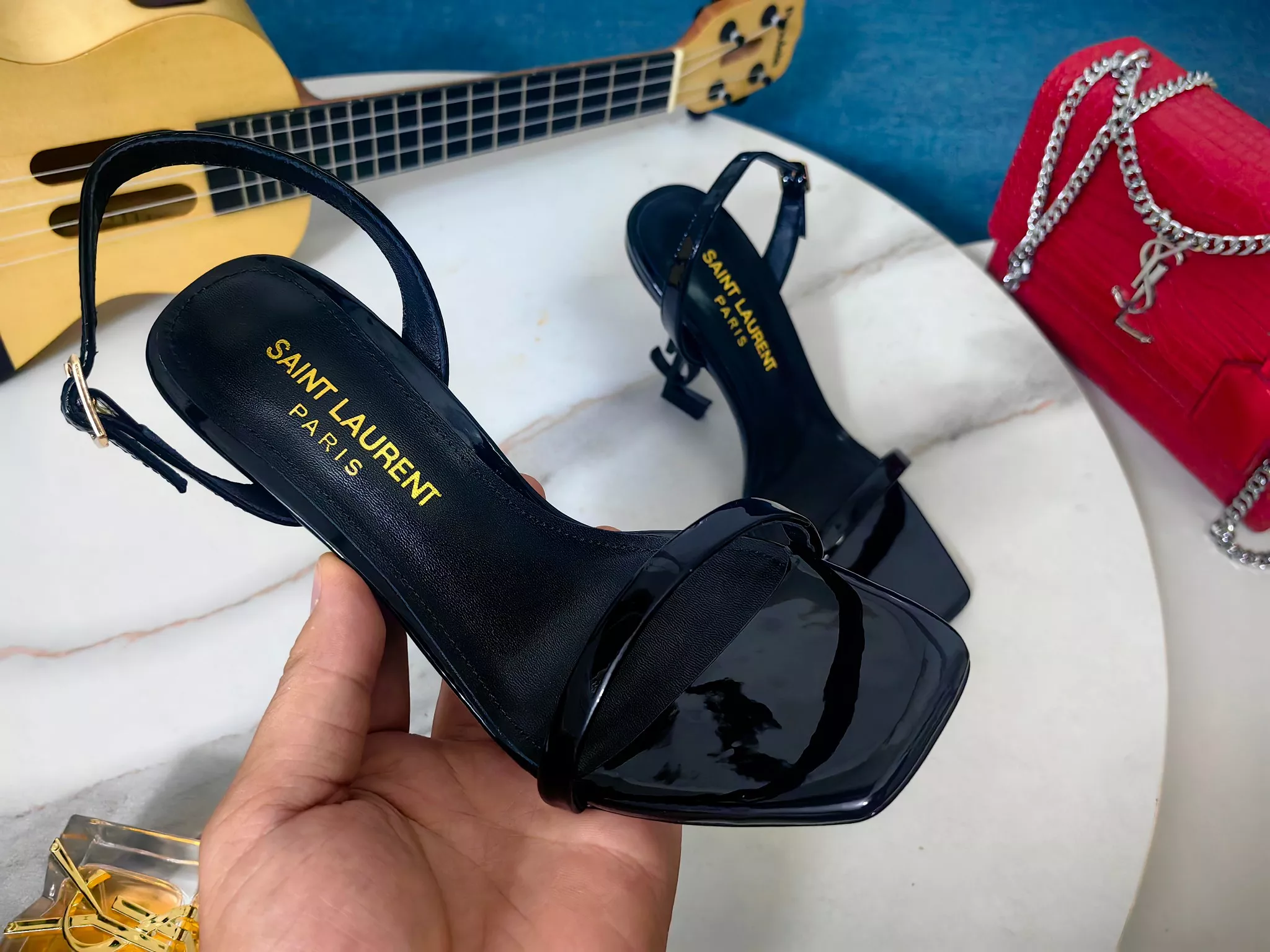 Yves Saint Laurent YSL Sandal For Women Trendsetting 8437
