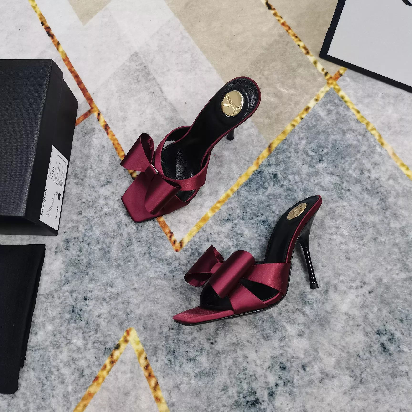Yves Saint Laurent YSL Slippers For Women Bold 7451