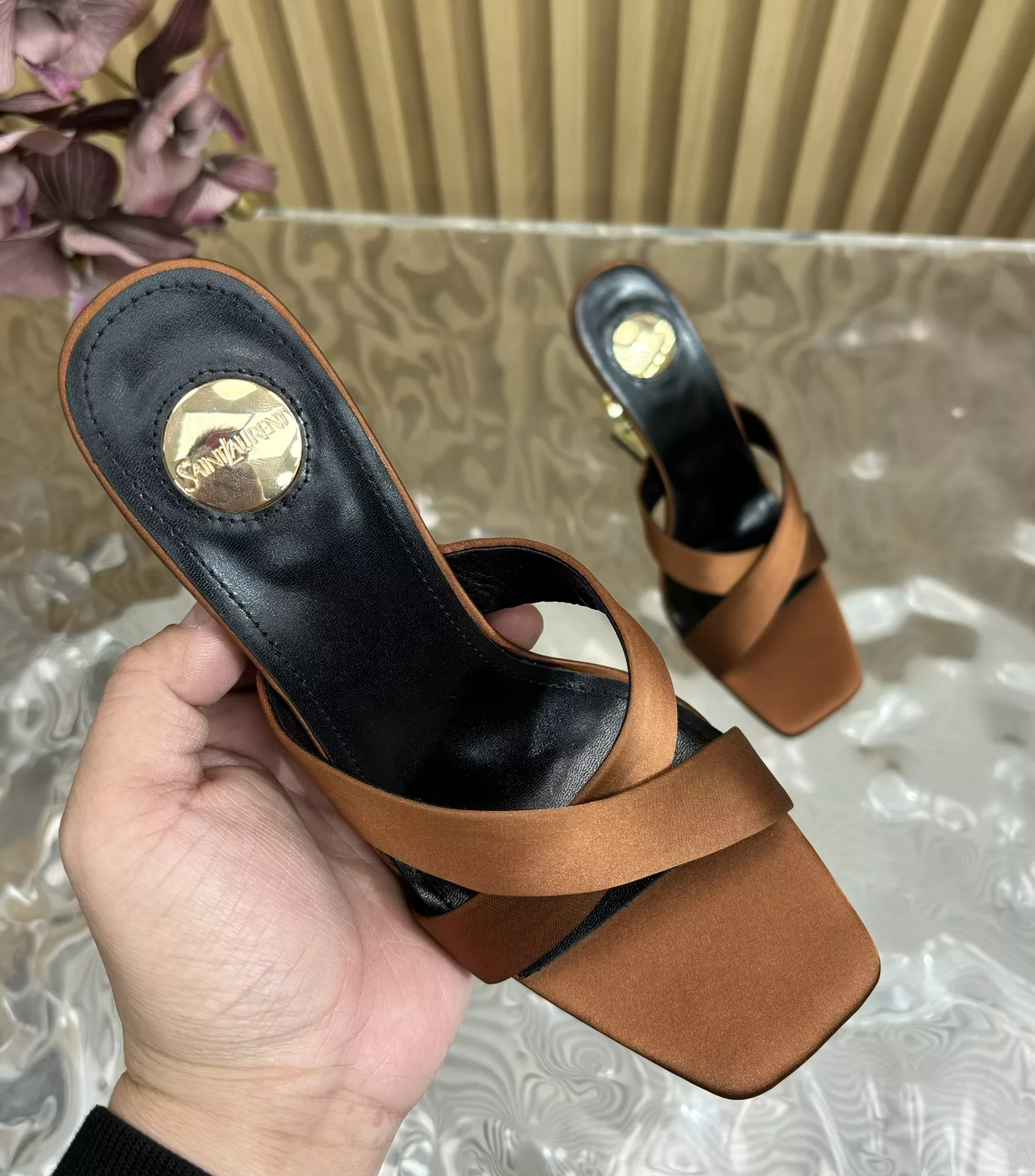 Yves Saint Laurent YSL Slippers For Women EasyMatch 3731