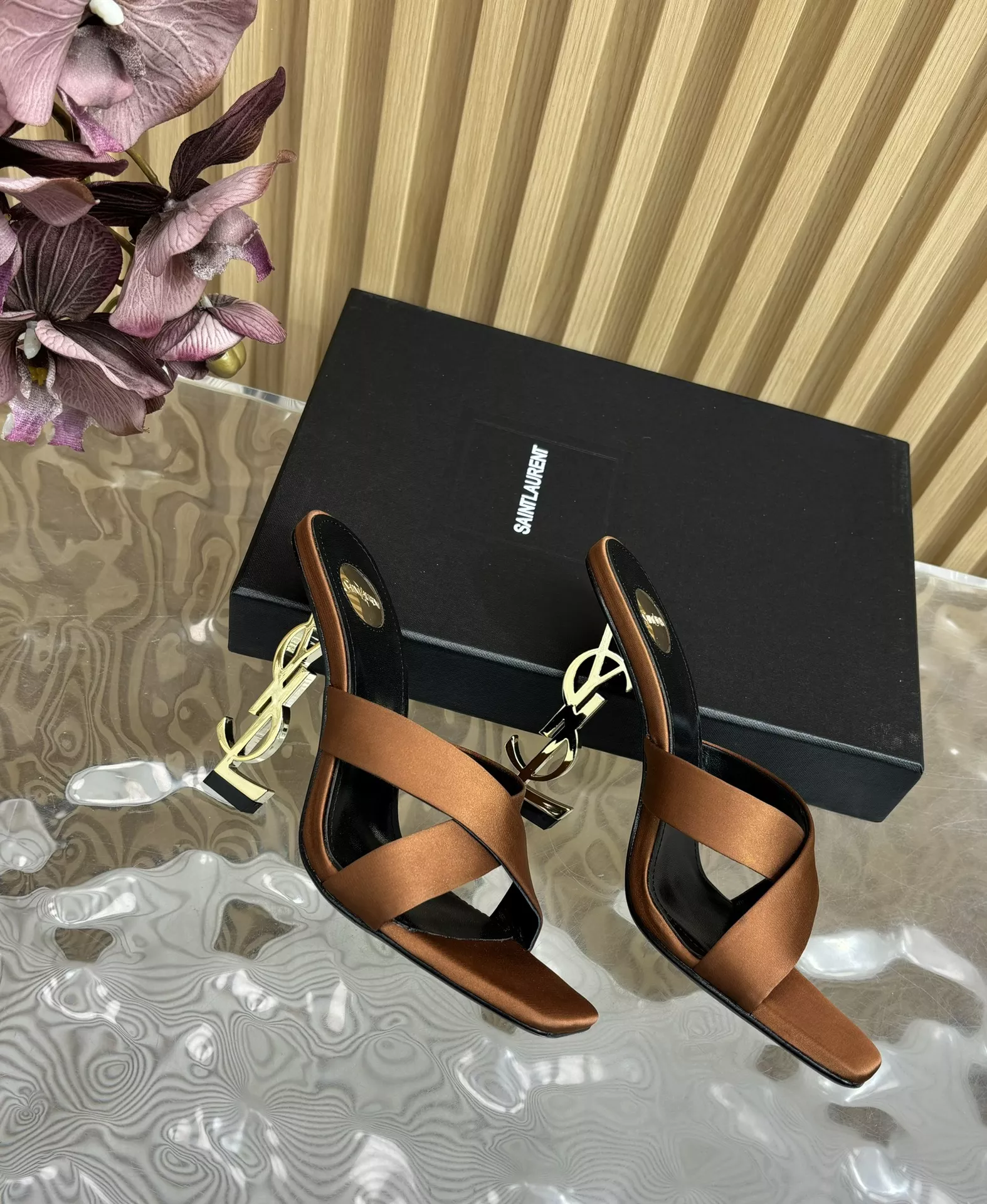 Yves Saint Laurent YSL Slippers For Women EasyMatch 3731