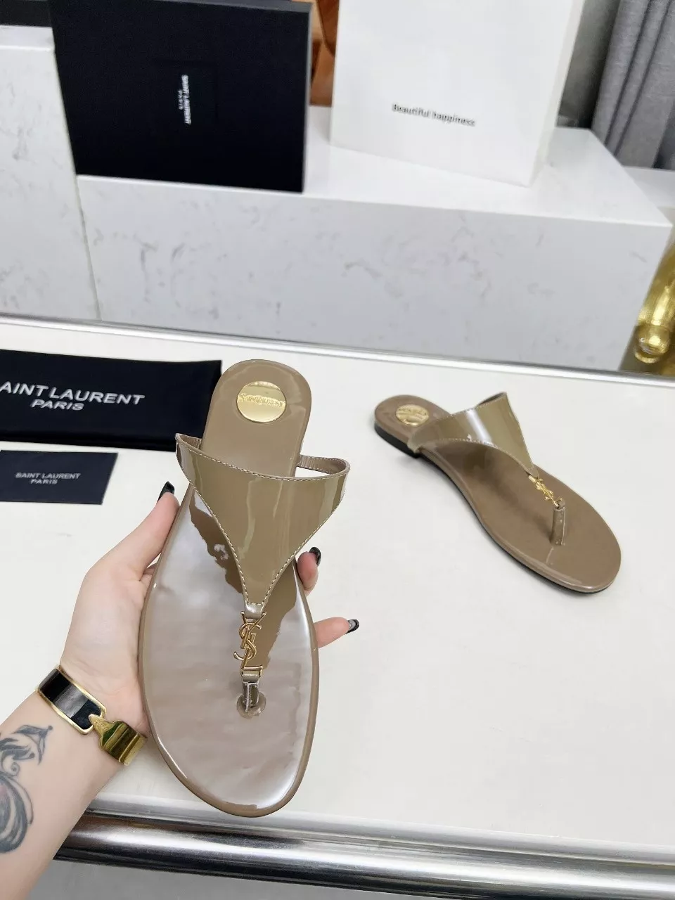 Yves Saint Laurent YSL Slippers For Women Elegant 6999