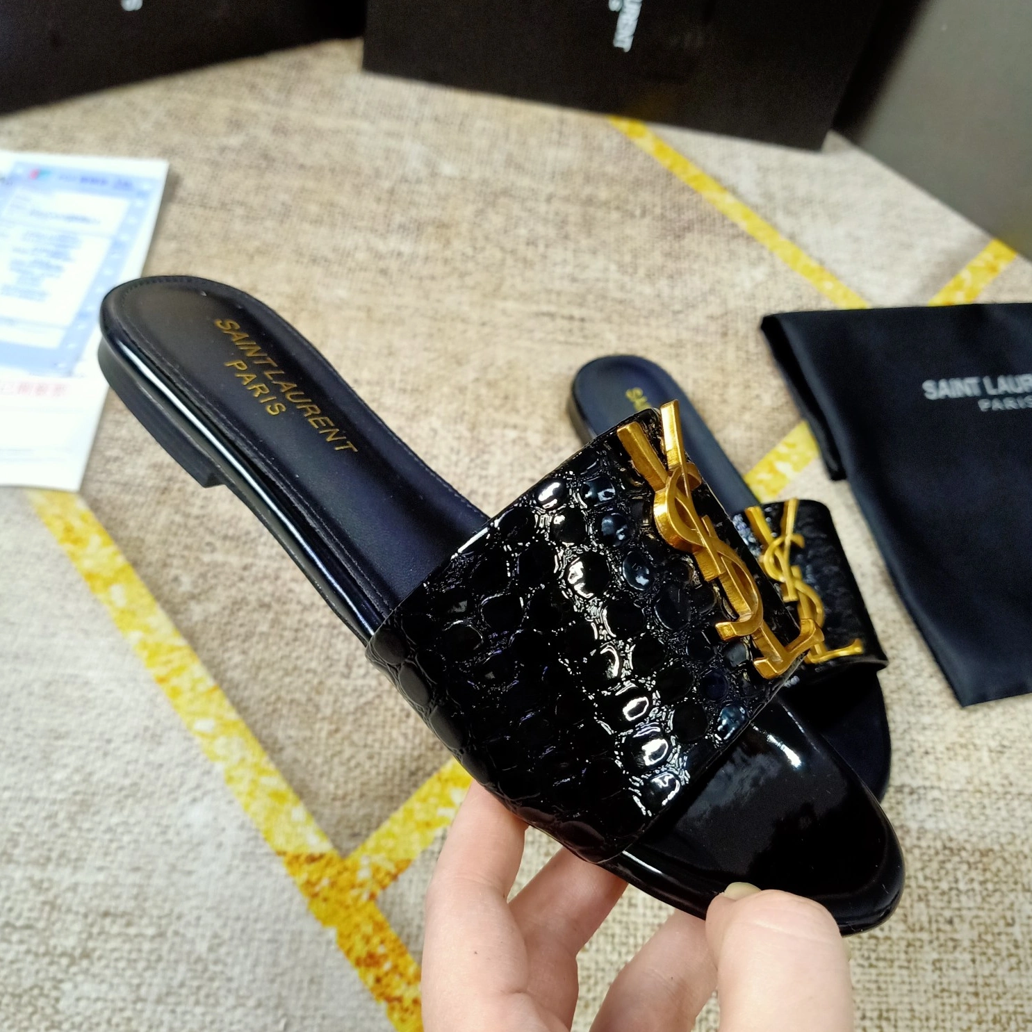 Yves Saint Laurent YSL Slippers For Women GoAnywhere 3253