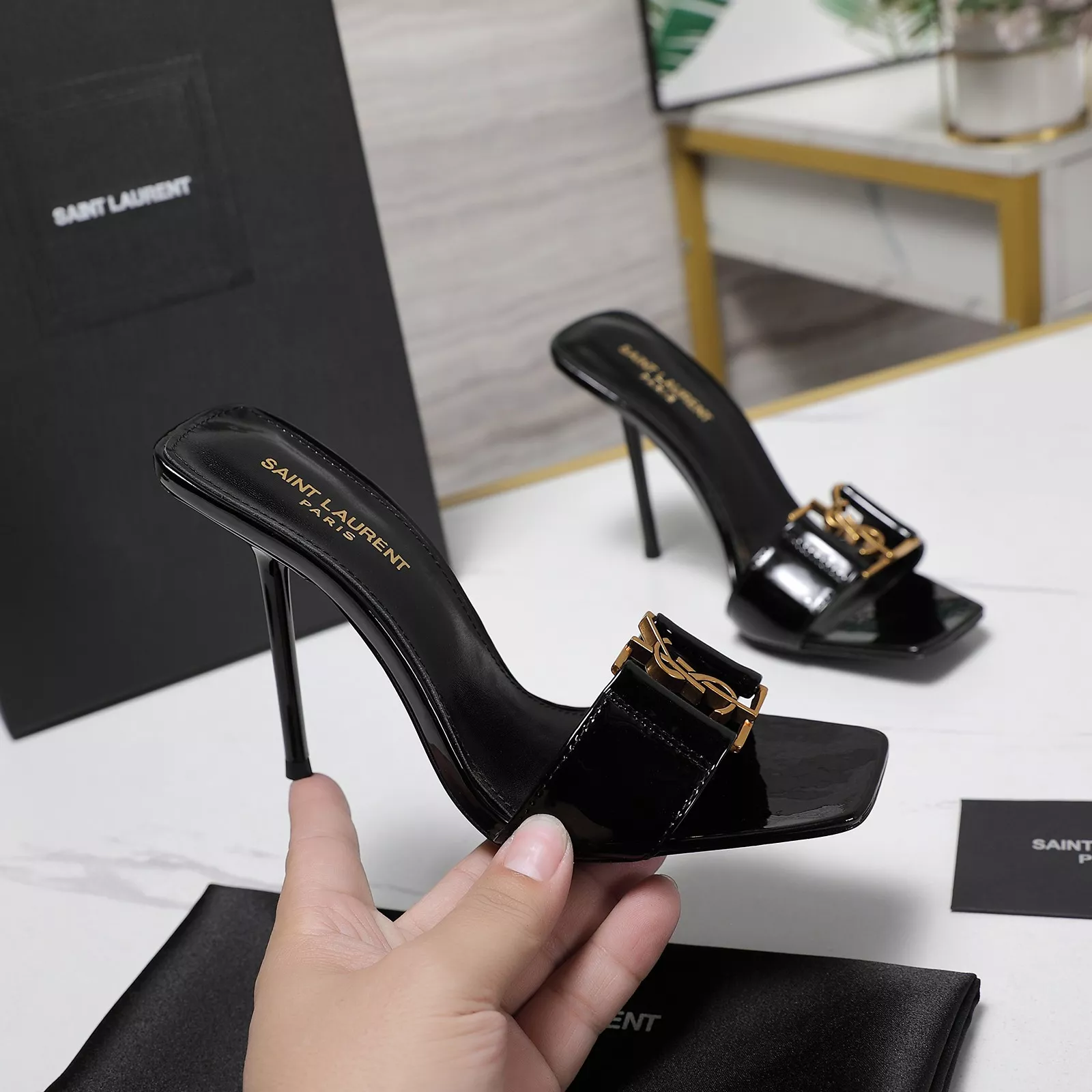 Yves Saint Laurent YSL Slippers For Women GoAnywhere 403