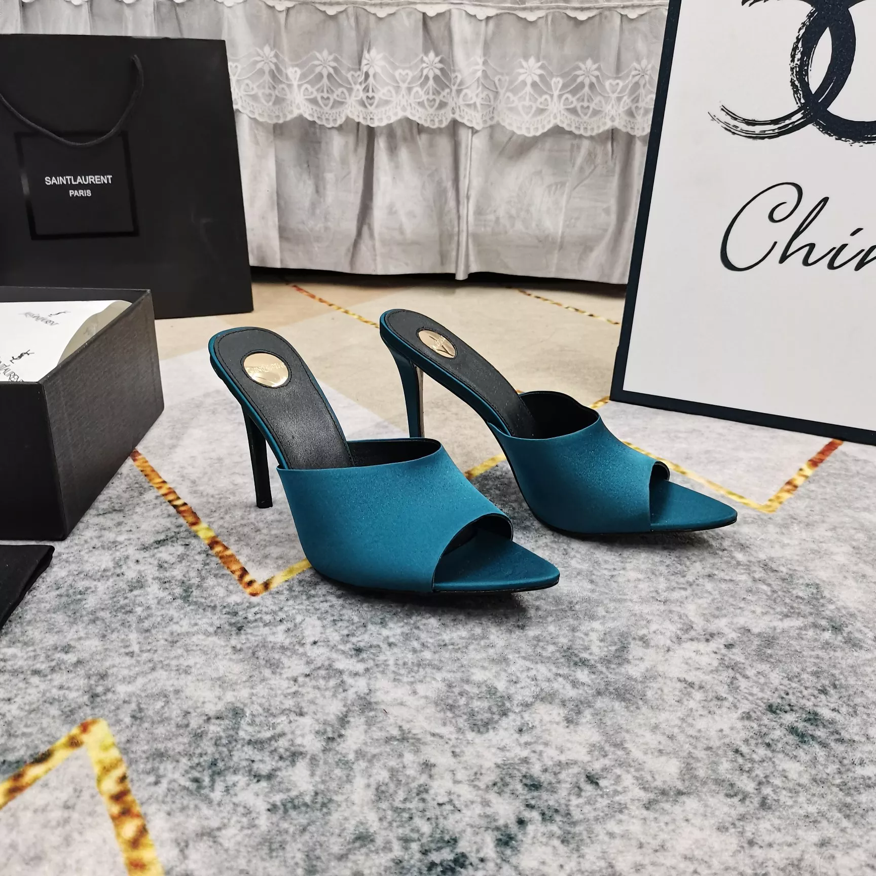 Yves Saint Laurent YSL Slippers For Women HighQuality 8332