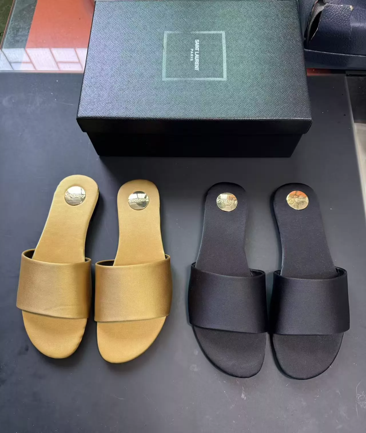 Yves Saint Laurent YSL Slippers For Women Timeless 3911