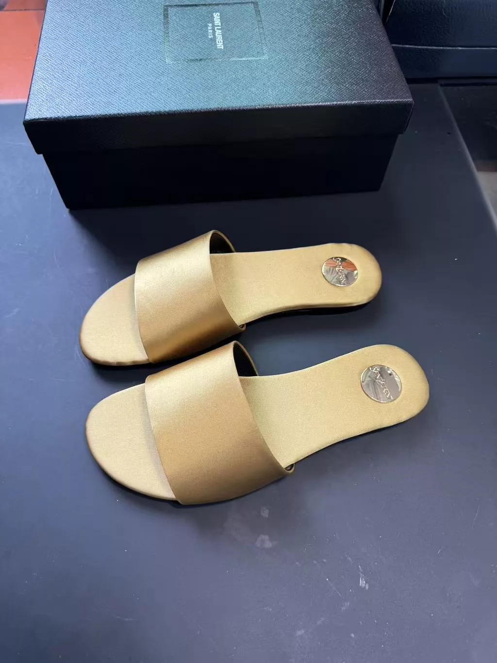 Yves Saint Laurent YSL Slippers For Women Timeless 3911