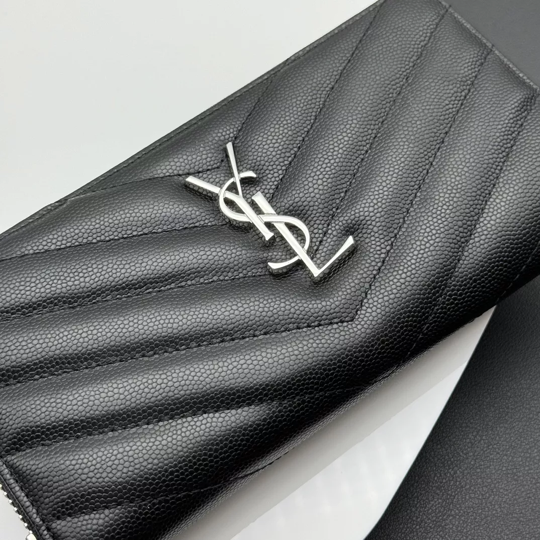Yves Saint Laurent YSL Wallets Resilient 8982