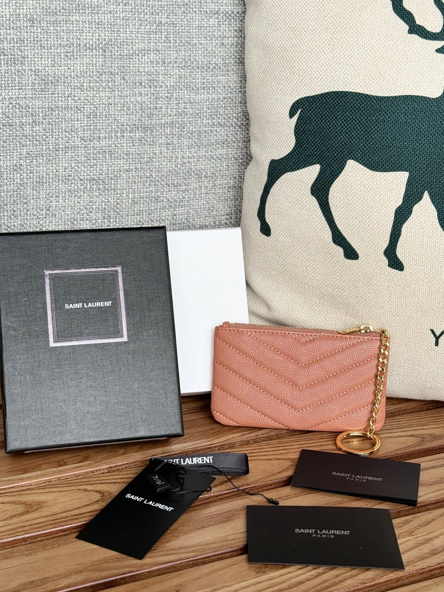 Yves Saint Laurent YSL Walletss Timeless 9166