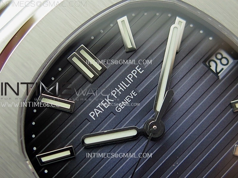 Nautilus 5711 1A-010 PPF 1:1 Best Edition Blue Textured Dial on SS Bracelet Super Clone 26-330 V5