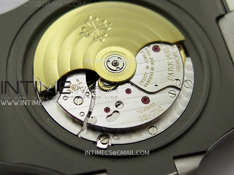 Nautilus 5711 1A-018 PPF 1:1 Best Edition Tiffany Blue Textured Dial on SS Bracelet Super Clone 26-330 V5