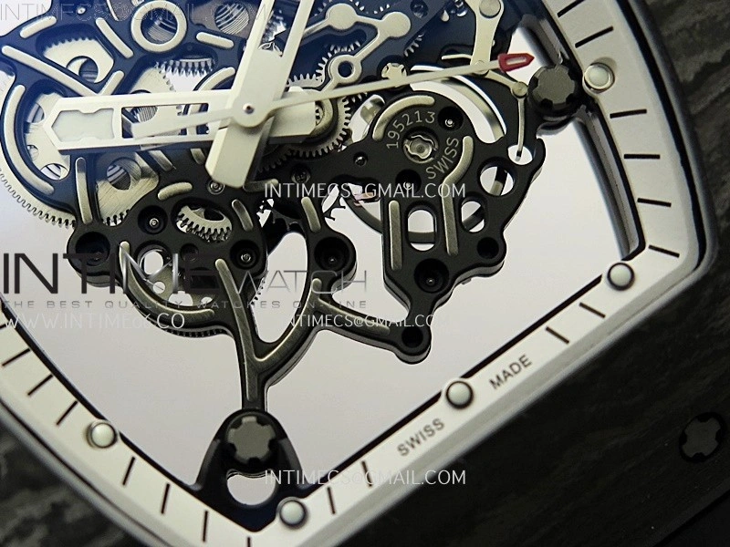 RM055 NTPT Ti APSF 1:1 Best Edition White Inner Bezel Black Crown on Rubber Strap RMUL2 Super Clone