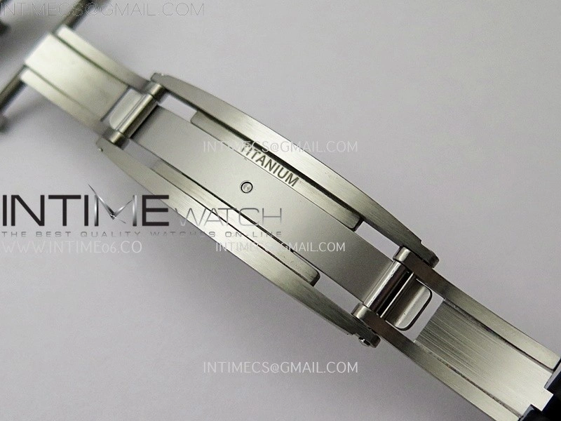 RM055 NTPT Ti APSF 1:1 Best Edition White Inner Bezel Black Crown on Rubber Strap RMUL2 Super Clone