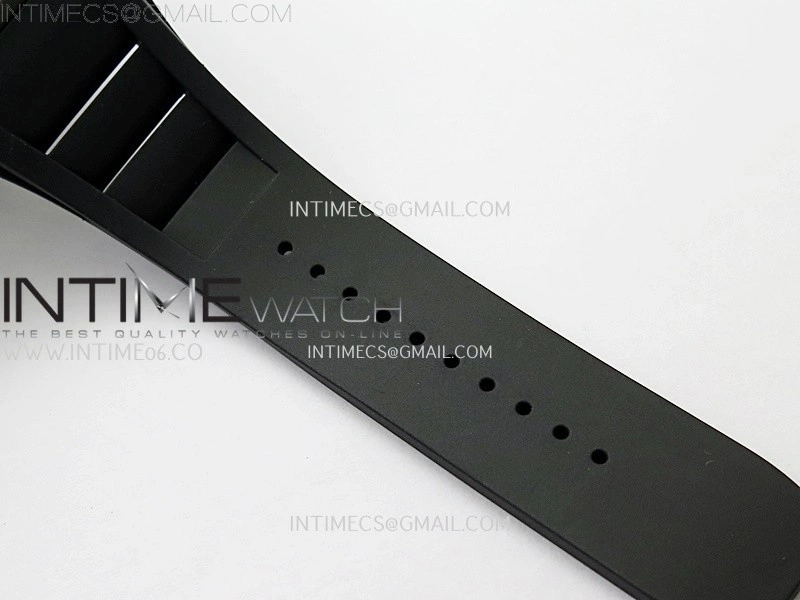 RM055 NTPT Ti APSF 1:1 Best Edition White Inner Bezel Black Crown on Rubber Strap RMUL2 Super Clone
