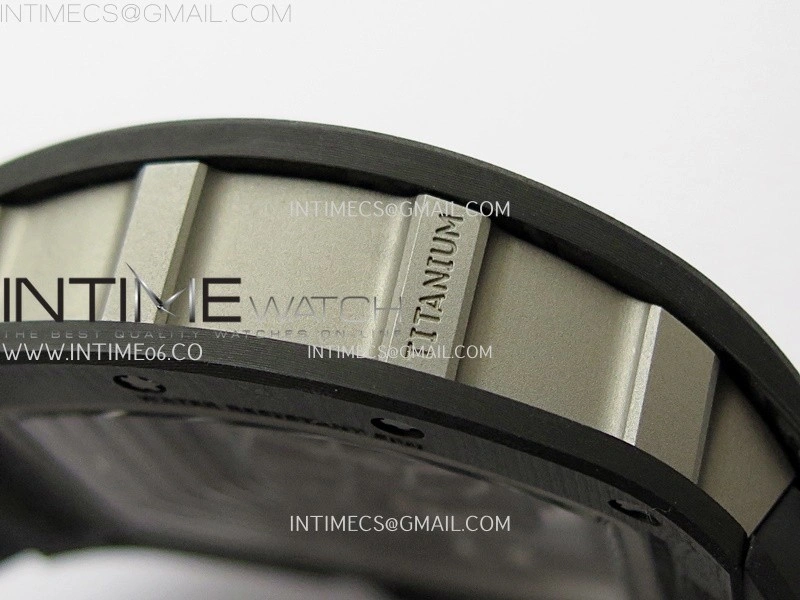 RM055 NTPT Ti APSF 1:1 Best Edition White Inner Bezel Black Crown on Rubber Strap RMUL2 Super Clone