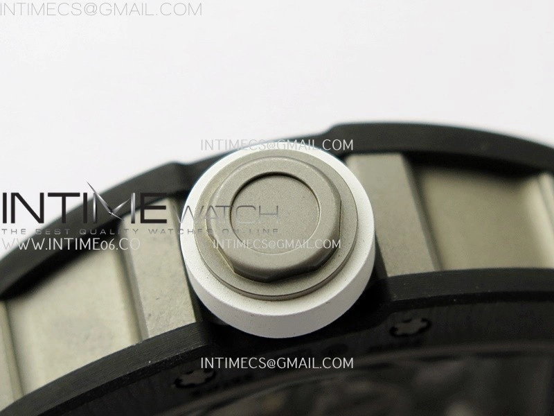 RM055 NTPT Ti APSF 1:1 Best Edition White Inner Bezel White Crown on Rubber Strap RMUL2 Super Clone