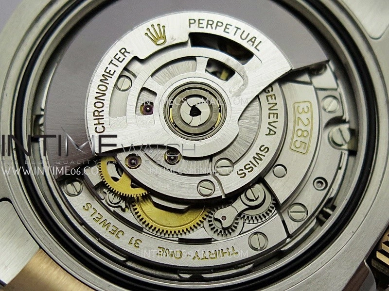 GMT Master II 126711 CHNR 904L SS RG VF 1:1 Best Edition Black Dial On SS RG Bracelet DD3285 CHS