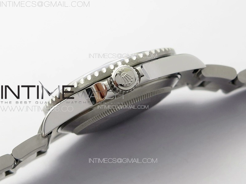 Submariner 16610 LV Green No Rehaut 904L SS RAF 1:1 Best Edition on 904L SS Bracelet SA3135