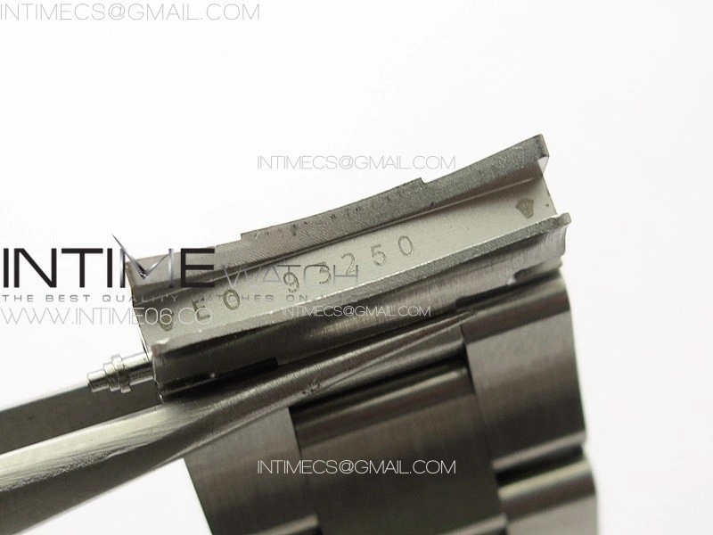 Submariner 16610 LV Green No Rehaut 904L SS RAF 1:1 Best Edition on 904L SS Bracelet SA3135