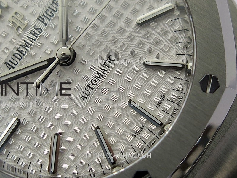 Royal Oak 37mm 15450 SS IPF 1:1 Best Edition Silver Dial on SS Bracelet SA3120 Super Clone