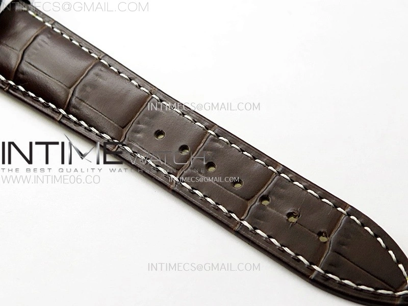 Navitimer B01 43mm SS B50 Best Edition Silver Dial Black Subdial On Brown Leather Strap A7750