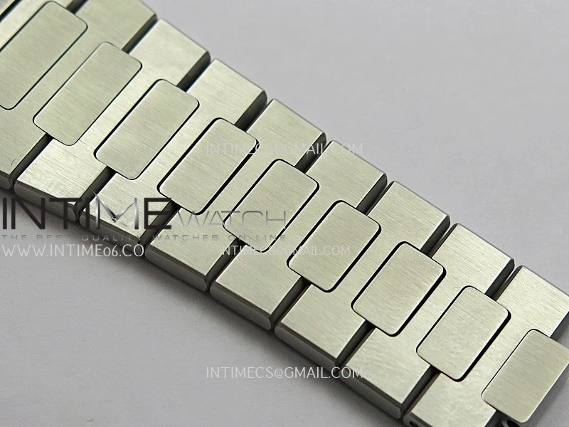 Nautilus 5711 1A SS VF 1:1 Best Edition Green Textured Dial On SS Bracelet Super Clone 324