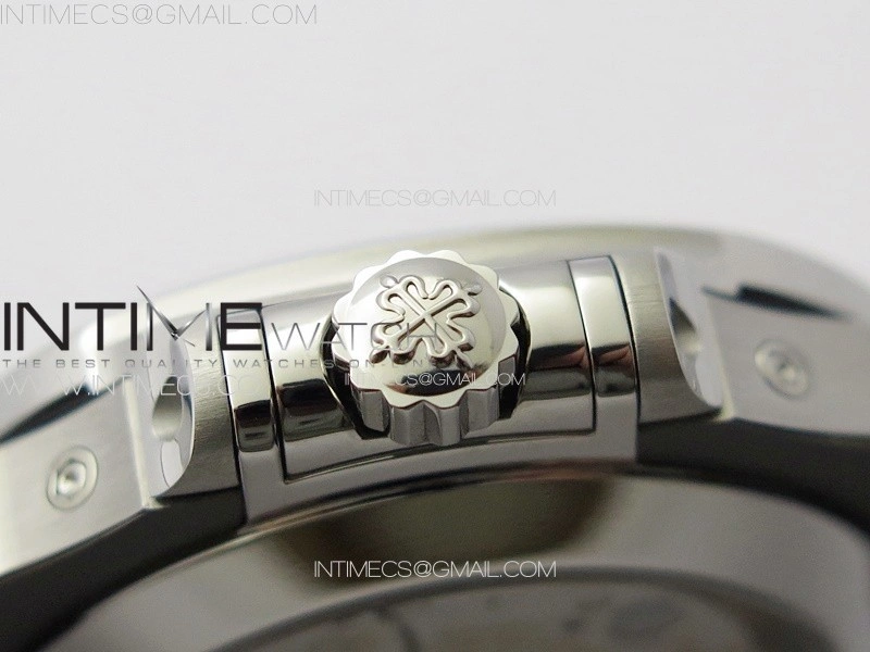 Nautilus 5726 Full Function SS PPF 1:1 Best Edition Blue Dial on Blue Rubber Strap PPF324
