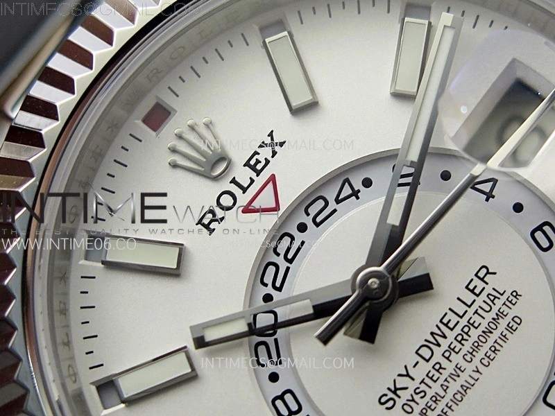 Sky-Dweller 326934 904L SS Noob 1:1 Best Edition White Dial on Black Rubber Strap Asian 23J to 9001
