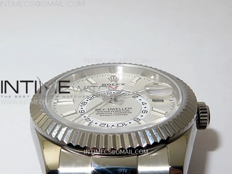 Sky-Dweller 326934 904L SS Noob 1:1 Best Edition White Dial on Black Rubber Strap Asian 23J to 9001