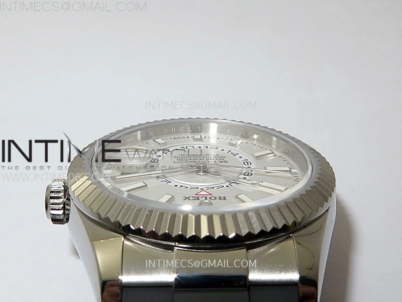Sky-Dweller 326934 904L SS Noob 1:1 Best Edition White Dial on Black Rubber Strap Asian 23J to 9001