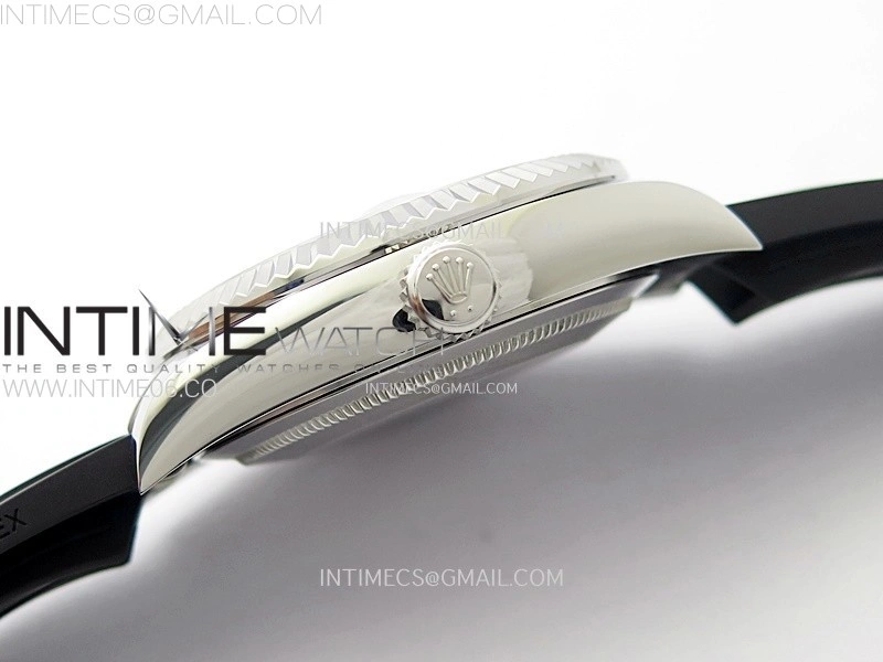 Sky-Dweller 326934 904L SS Noob 1:1 Best Edition White Dial on Black Rubber Strap Asian 23J to 9001