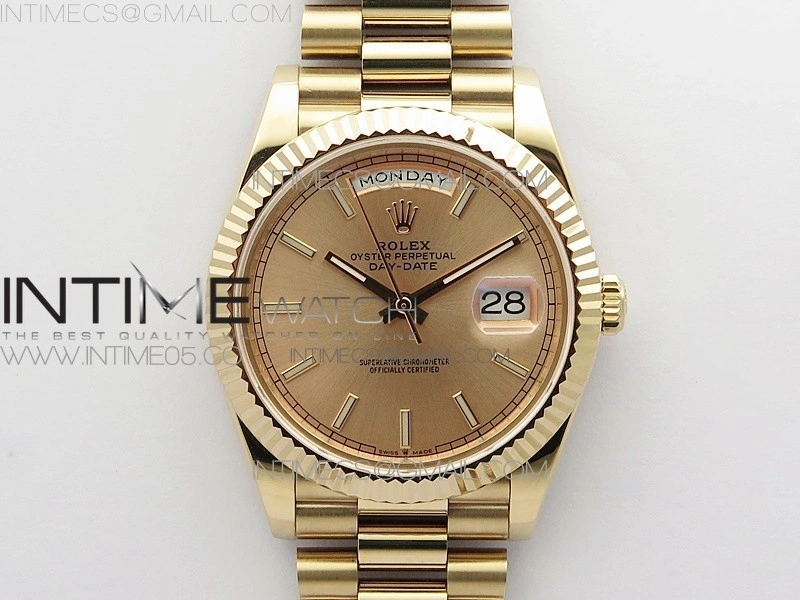 Day-Date 40mm 228239 BP New Dial Version 904 RG Stick Markers RG Dial on RG President Bracelet A2836