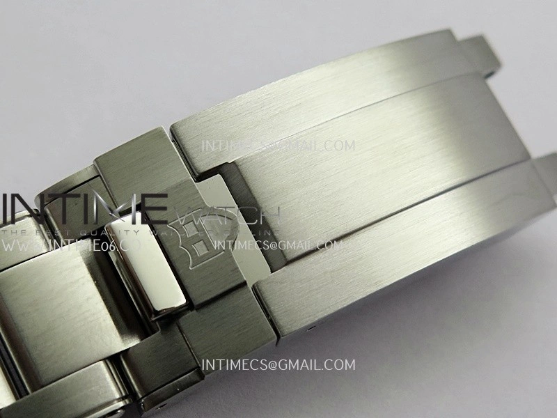Black Bay M79470 GMT SS ZF 1:1 Best Edition White Dial On SS Bracelet Super Clone 3186