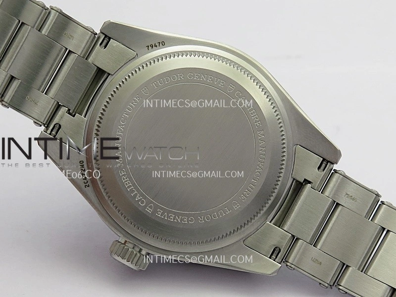 Black Bay M79470 GMT SS ZF 1:1 Best Edition White Dial On SS Bracelet Super Clone 3186