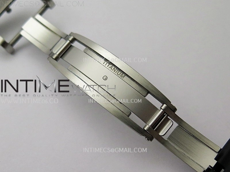 RM055 NTPT APSF 1:1 Best Edition RG Inner Bezel Black Crown On Black Rubber Strap RMUL2 Super Clone
